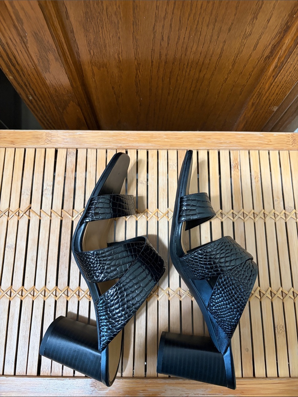 🚶‍♀️🖤Vionic Merlot Black Alligator Embossed Leather Dress Shoes Size 8 W - Picture 8 of 8